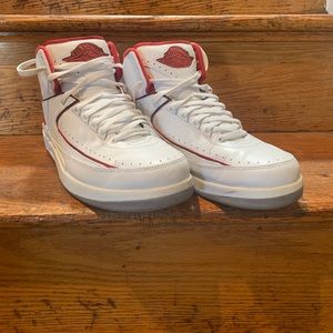 Jordan 2 Retro white /red men’s size 11.5